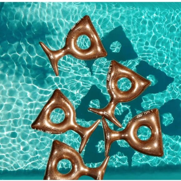 NEW SUNNYLIFE X Absolut Elyx Luxe Lie-On Cocktail Pool Float - Beach Fun - Picture 2 of 11